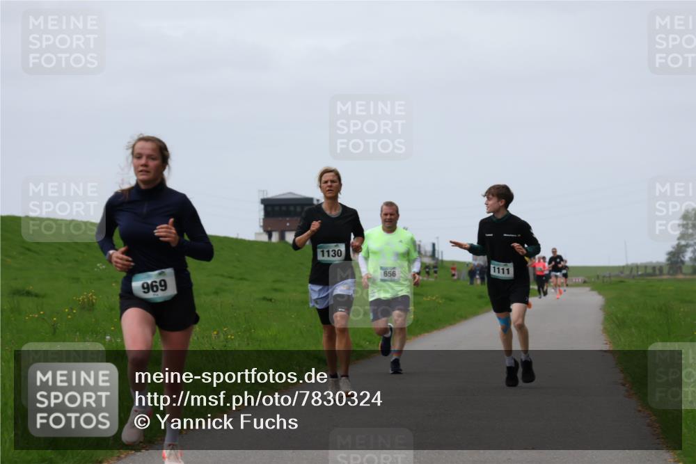 04.05.2025 - 8. Wedeler Halbmarathon Yannick Fuchs http://msf.ph/oto/7830324 04.05.2025 11:19:01 Laufen 969, 1130, 656, 1111 meine-sportfotos.de