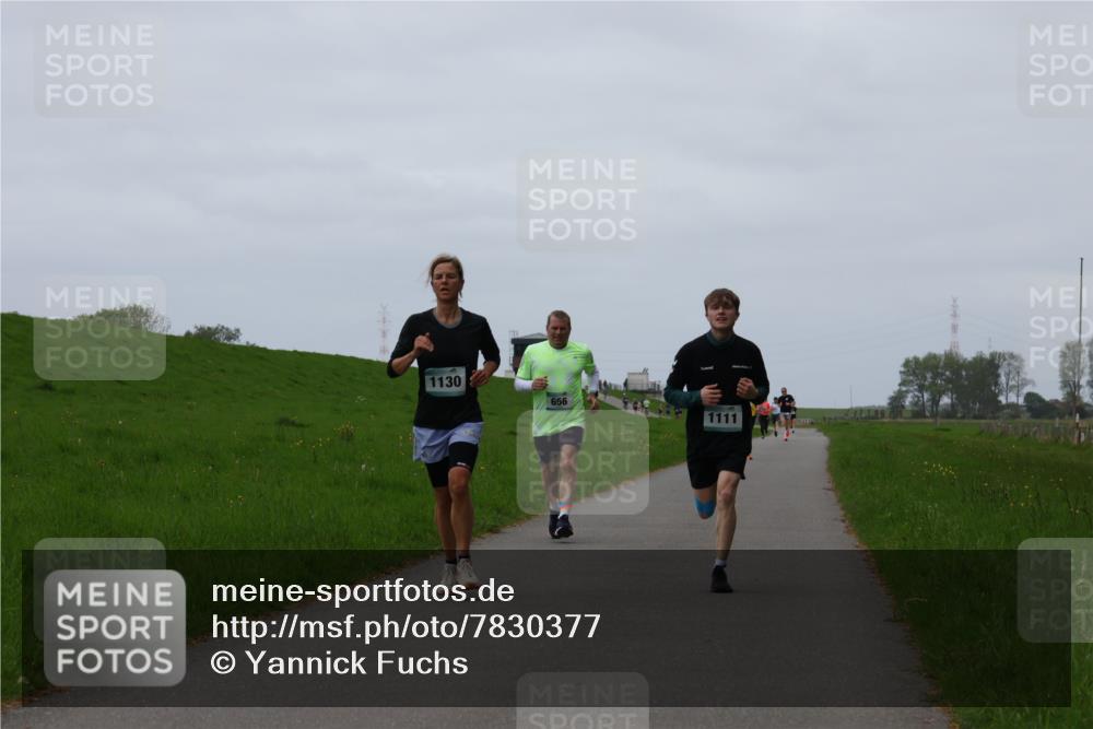 04.05.2025 - 8. Wedeler Halbmarathon Yannick Fuchs http://msf.ph/oto/7830377 04.05.2025 11:19:03 Laufen 1130, 656, 1111 meine-sportfotos.de