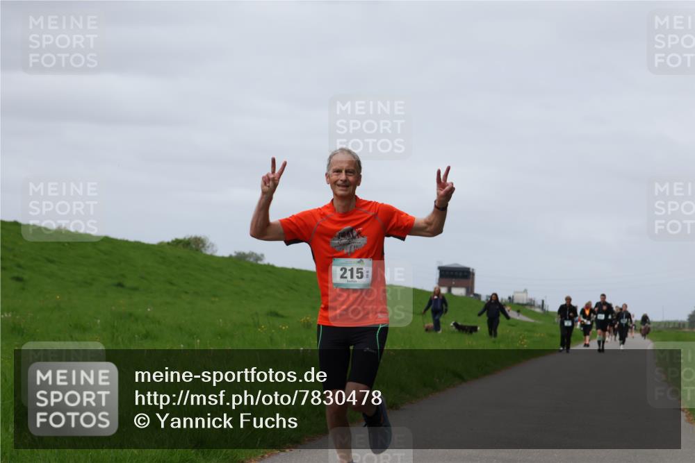 04.05.2025 - 8. Wedeler Halbmarathon Yannick Fuchs http://msf.ph/oto/7830478 04.05.2025 11:38:48 Laufen 215 meine-sportfotos.de