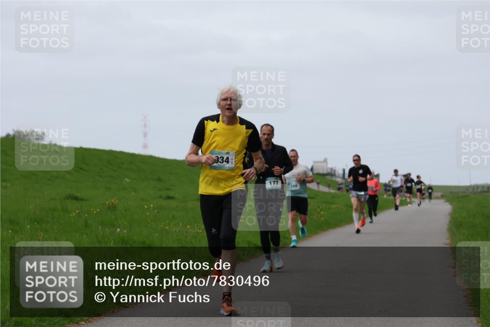 04.05.2025 - 8. Wedeler Halbmarathon Yannick Fuchs http://msf.ph/oto/7830496 04.05.2025 11:19:18 Laufen 034, 177, 289 meine-sportfotos.de