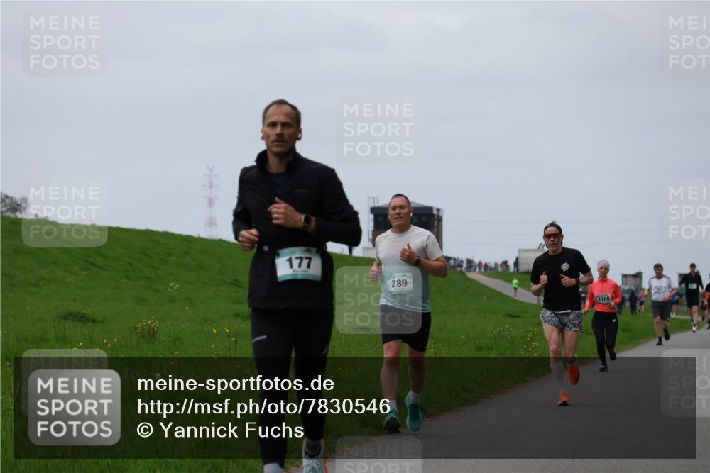04.05.2025 - 8. Wedeler Halbmarathon Yannick Fuchs http://msf.ph/oto/7830546 04.05.2025 11:19:21 Laufen 177, 289, 1108 meine-sportfotos.de