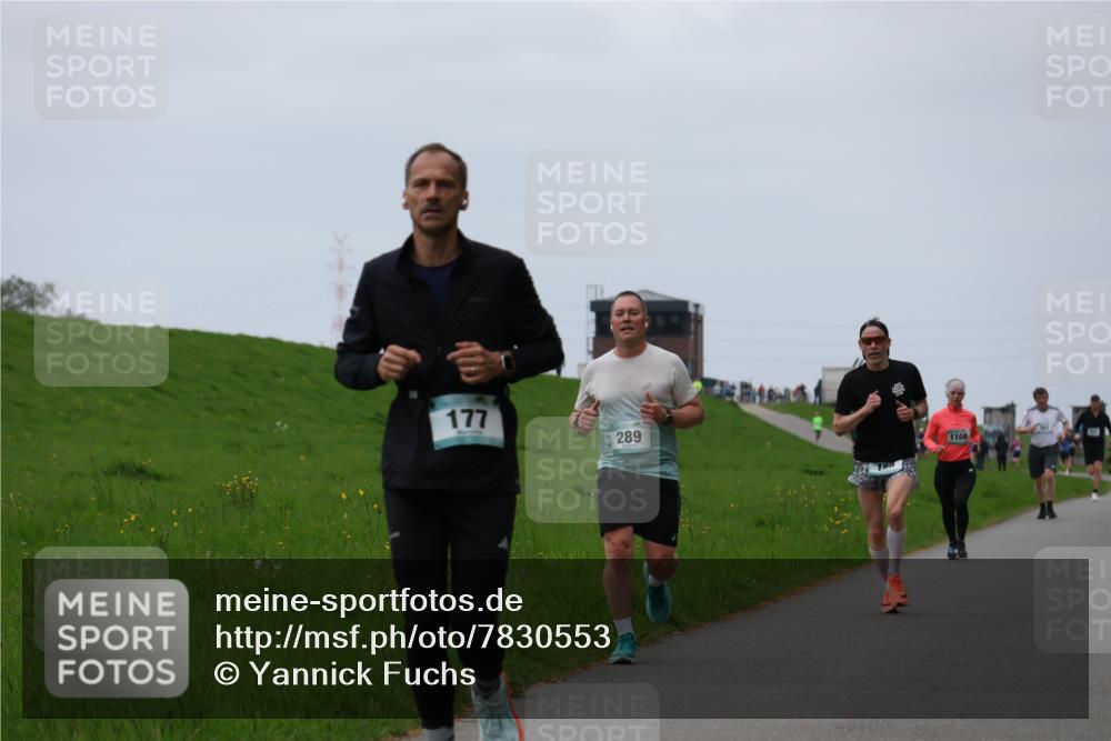 04.05.2025 - 8. Wedeler Halbmarathon Yannick Fuchs http://msf.ph/oto/7830553 04.05.2025 11:19:21 Laufen 177, 289, 1108 meine-sportfotos.de