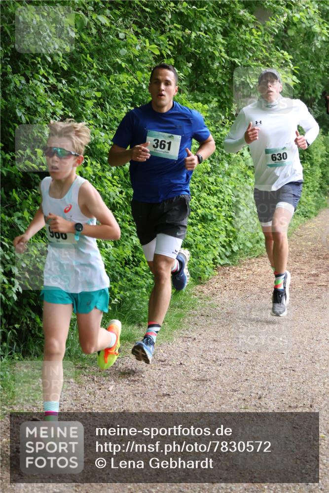 04.05.2025 - 8. Wedeler Halbmarathon Lena Gebhardt http://msf.ph/oto/7830572 04.05.2025 11:14:51 Laufen 361, 630 meine-sportfotos.de