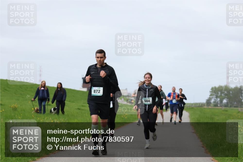 04.05.2025 - 8. Wedeler Halbmarathon Yannick Fuchs http://msf.ph/oto/7830597 04.05.2025 11:39:02 Laufen 8, 10, 872, 504 meine-sportfotos.de