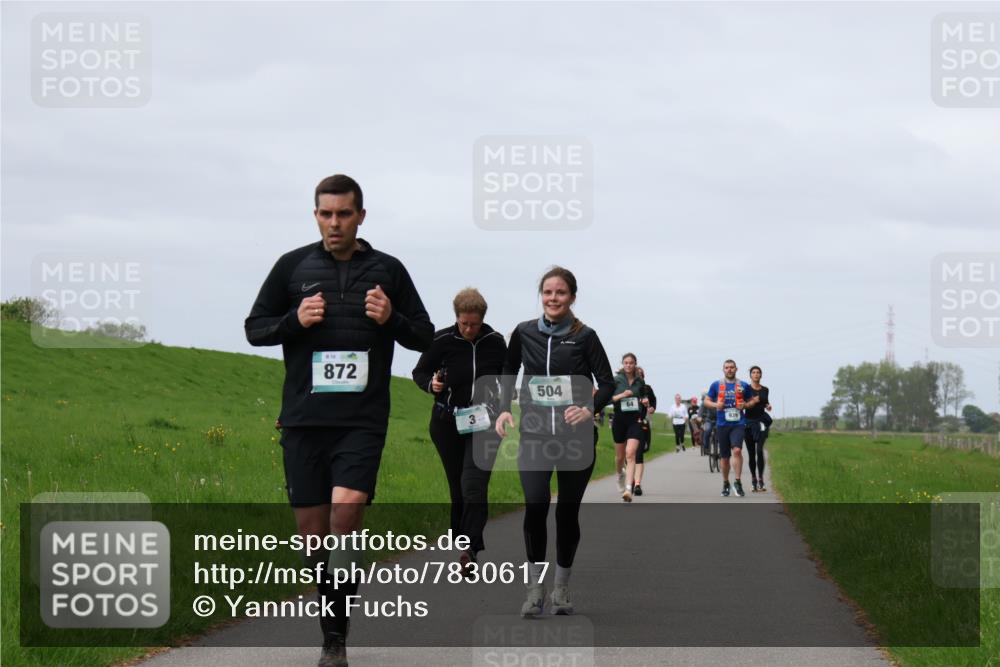 04.05.2025 - 8. Wedeler Halbmarathon Yannick Fuchs http://msf.ph/oto/7830617 04.05.2025 11:39:04 Laufen 8, 10, 872, 3, 504 meine-sportfotos.de