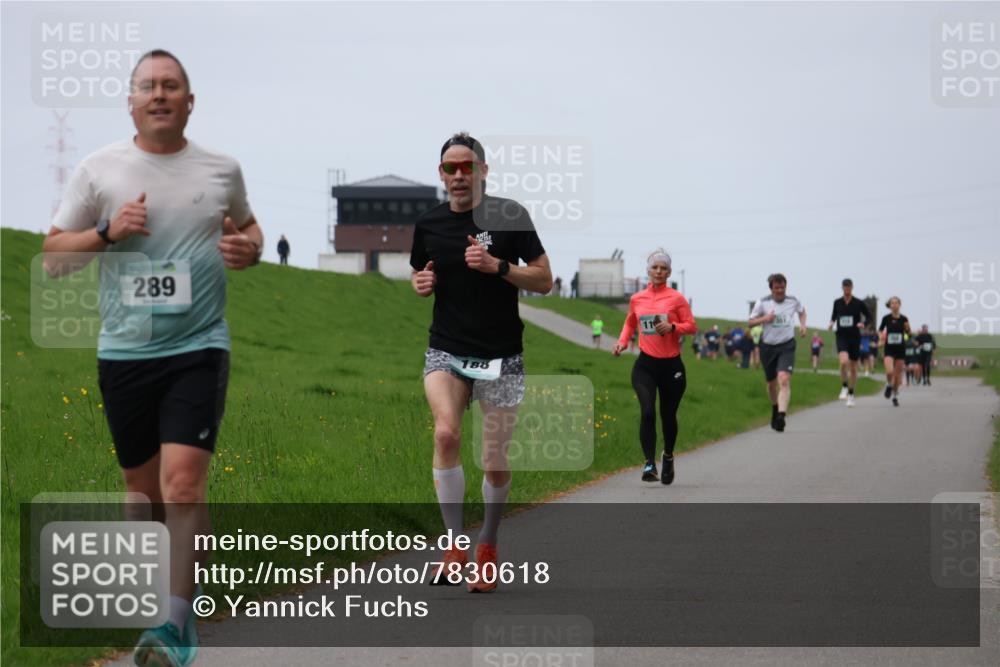 04.05.2025 - 8. Wedeler Halbmarathon Yannick Fuchs http://msf.ph/oto/7830618 04.05.2025 11:19:24 Laufen 289, 188, 11 meine-sportfotos.de
