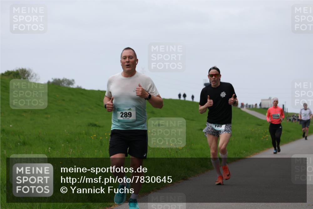 04.05.2025 - 8. Wedeler Halbmarathon Yannick Fuchs http://msf.ph/oto/7830645 04.05.2025 11:19:25 Laufen 289, 188, 1108 meine-sportfotos.de