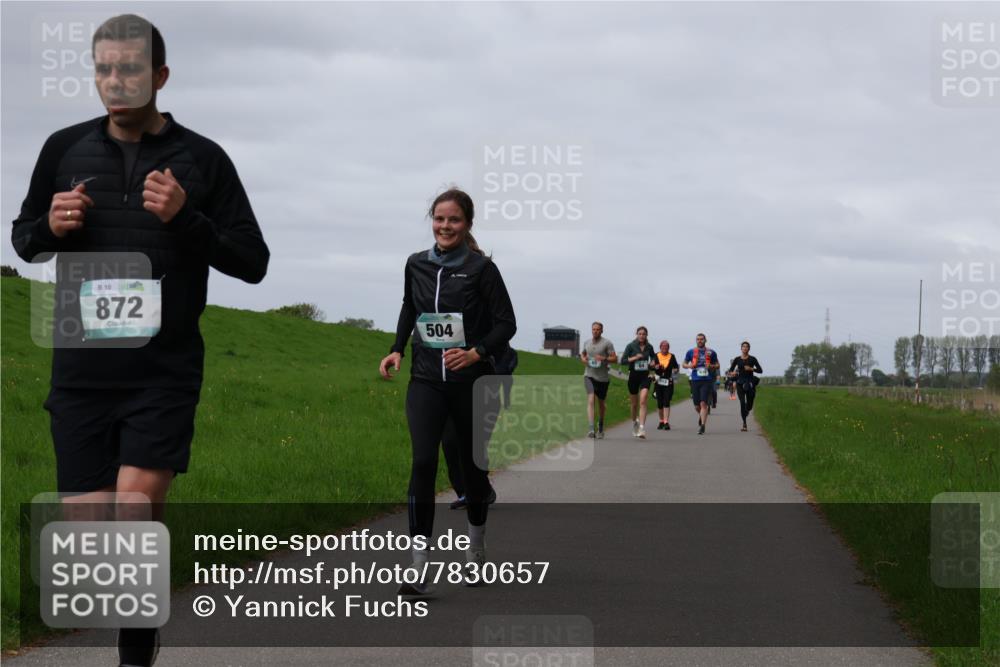 04.05.2025 - 8. Wedeler Halbmarathon Yannick Fuchs http://msf.ph/oto/7830657 04.05.2025 11:39:06 Laufen 8, 10, 872, 504 meine-sportfotos.de