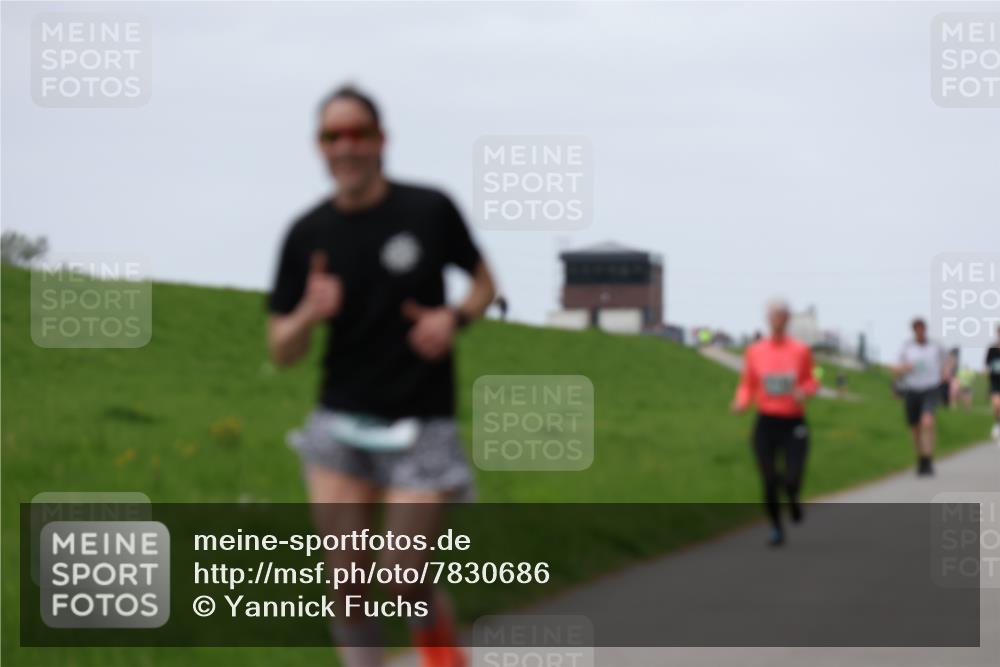 04.05.2025 - 8. Wedeler Halbmarathon Yannick Fuchs http://msf.ph/oto/7830686 04.05.2025 11:19:27 Laufen  meine-sportfotos.de