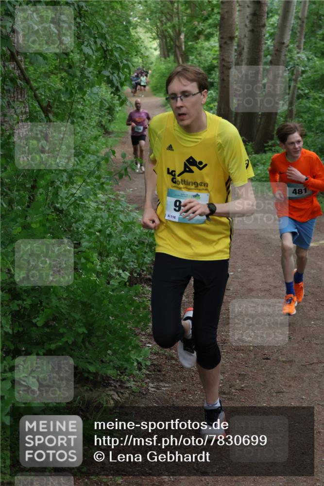 04.05.2025 - 8. Wedeler Halbmarathon Lena Gebhardt http://msf.ph/oto/7830699 04.05.2025 11:15:28 Laufen 9, 116, 481 meine-sportfotos.de