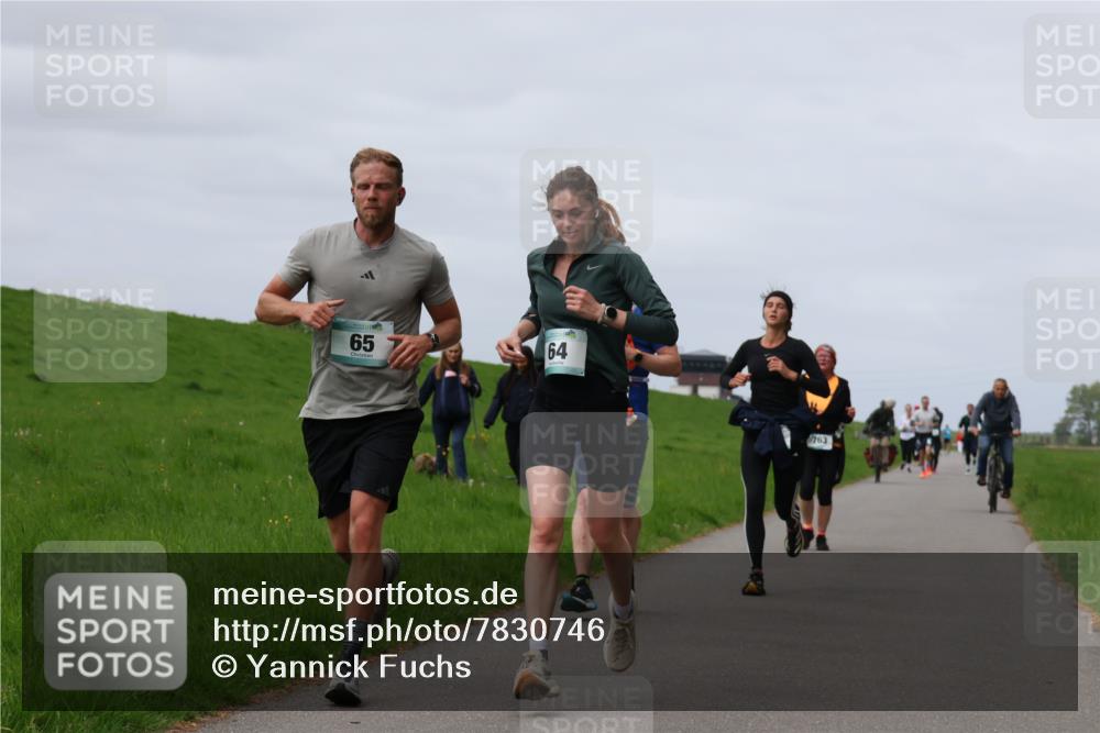 04.05.2025 - 8. Wedeler Halbmarathon Yannick Fuchs http://msf.ph/oto/7830746 04.05.2025 11:39:12 Laufen 65, 64, 763 meine-sportfotos.de