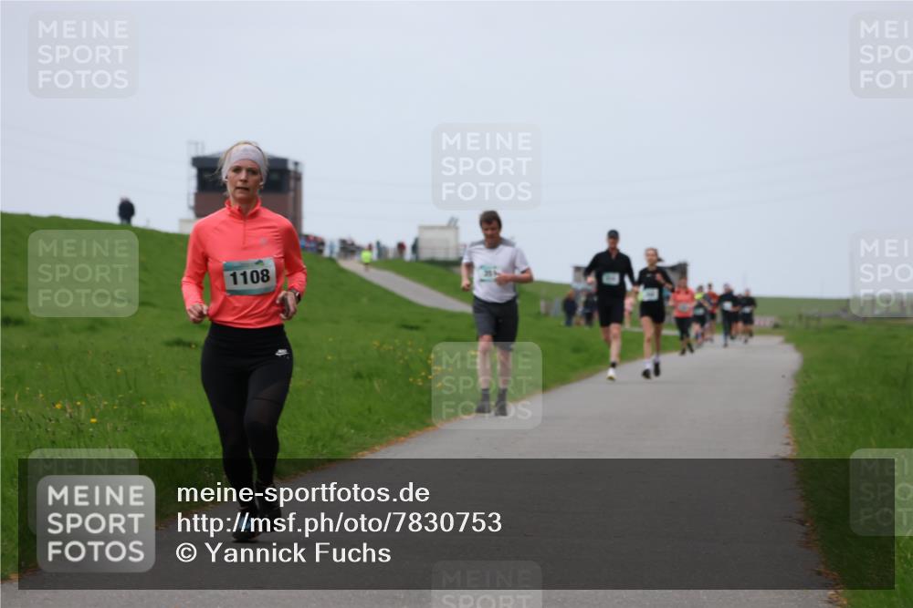 04.05.2025 - 8. Wedeler Halbmarathon Yannick Fuchs http://msf.ph/oto/7830753 04.05.2025 11:19:31 Laufen 1108 meine-sportfotos.de