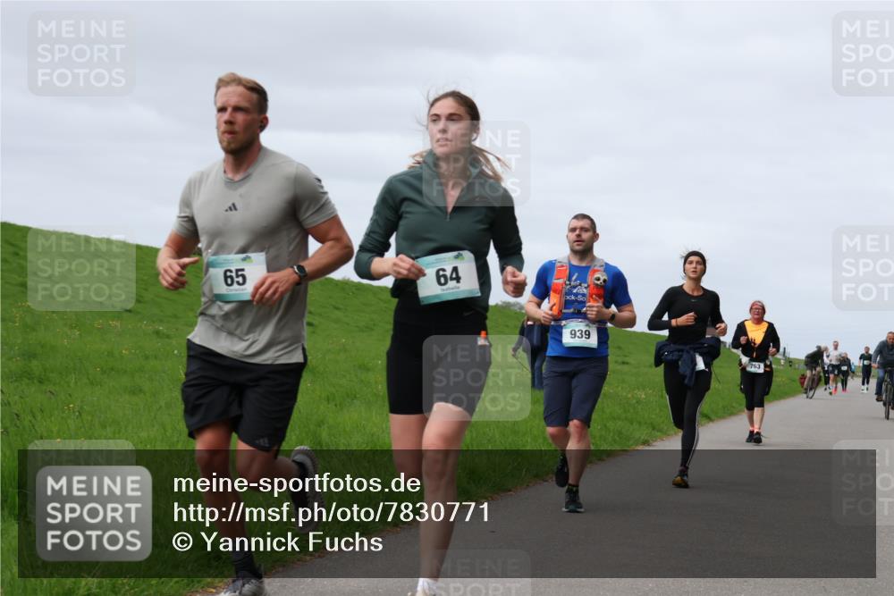 04.05.2025 - 8. Wedeler Halbmarathon Yannick Fuchs http://msf.ph/oto/7830771 04.05.2025 11:39:14 Laufen 65, 64, 939, 763 meine-sportfotos.de