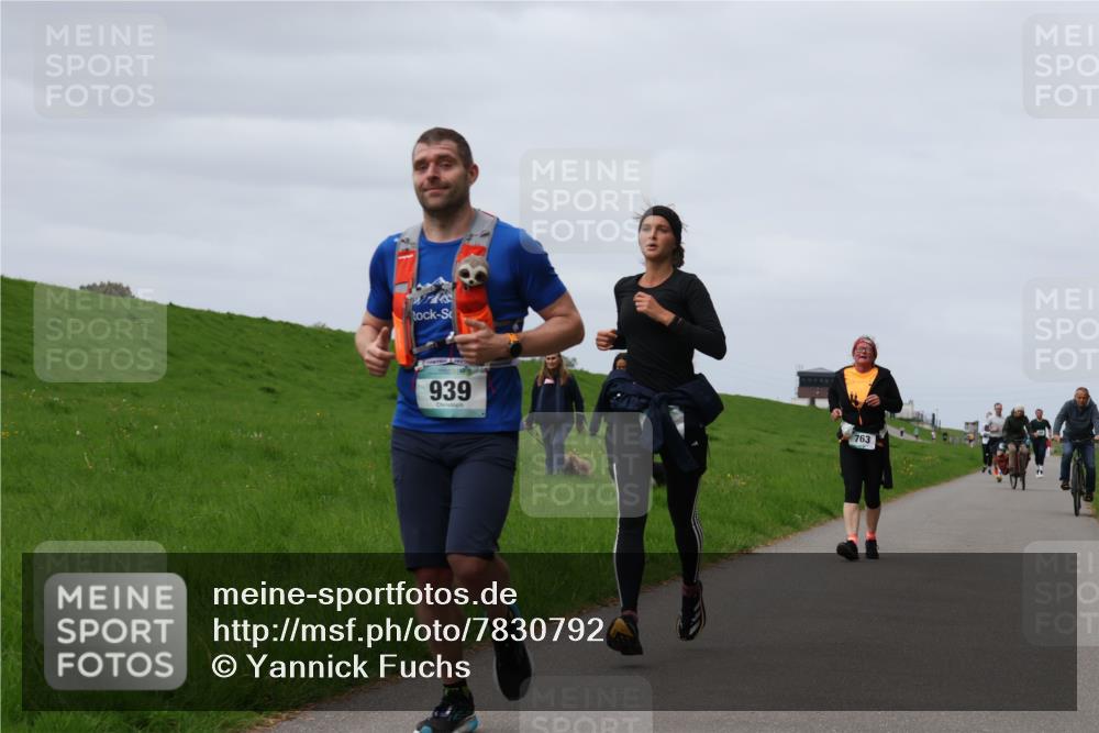 04.05.2025 - 8. Wedeler Halbmarathon Yannick Fuchs http://msf.ph/oto/7830792 04.05.2025 11:39:15 Laufen 939, 763 meine-sportfotos.de