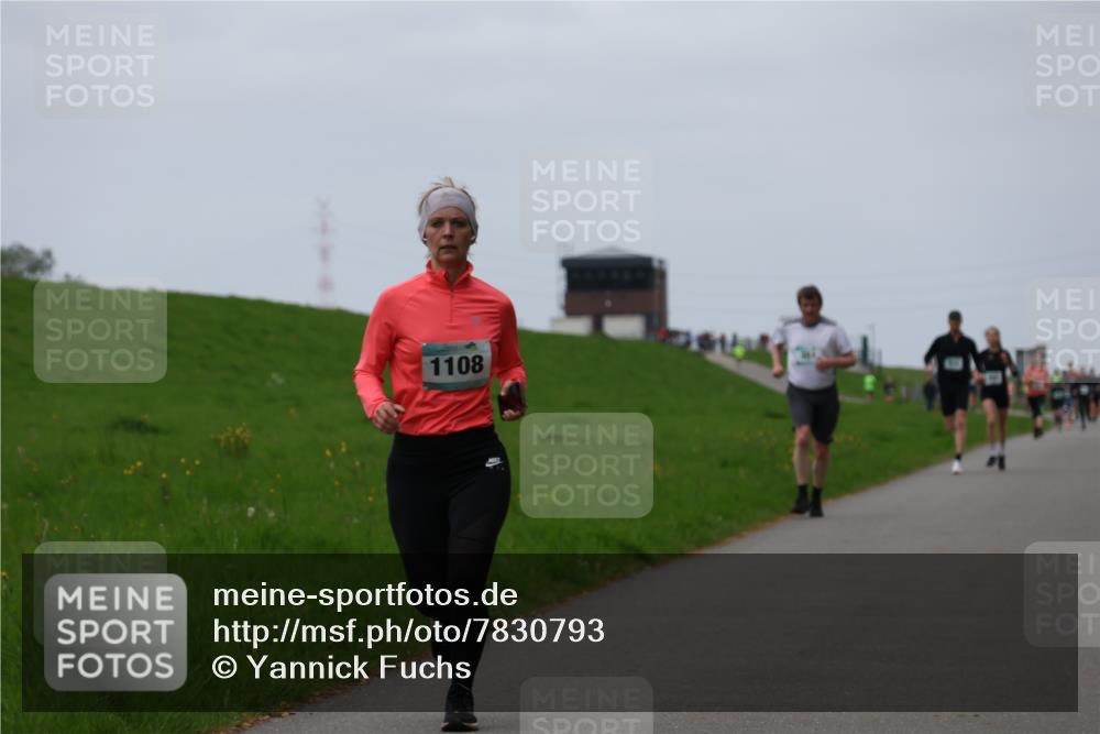 04.05.2025 - 8. Wedeler Halbmarathon Yannick Fuchs http://msf.ph/oto/7830793 04.05.2025 11:19:33 Laufen 1108 meine-sportfotos.de