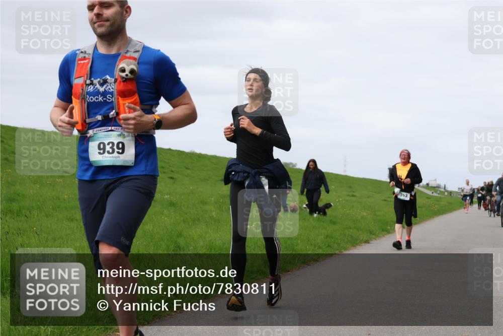 04.05.2025 - 8. Wedeler Halbmarathon Yannick Fuchs http://msf.ph/oto/7830811 04.05.2025 11:39:15 Laufen 939, 763 meine-sportfotos.de