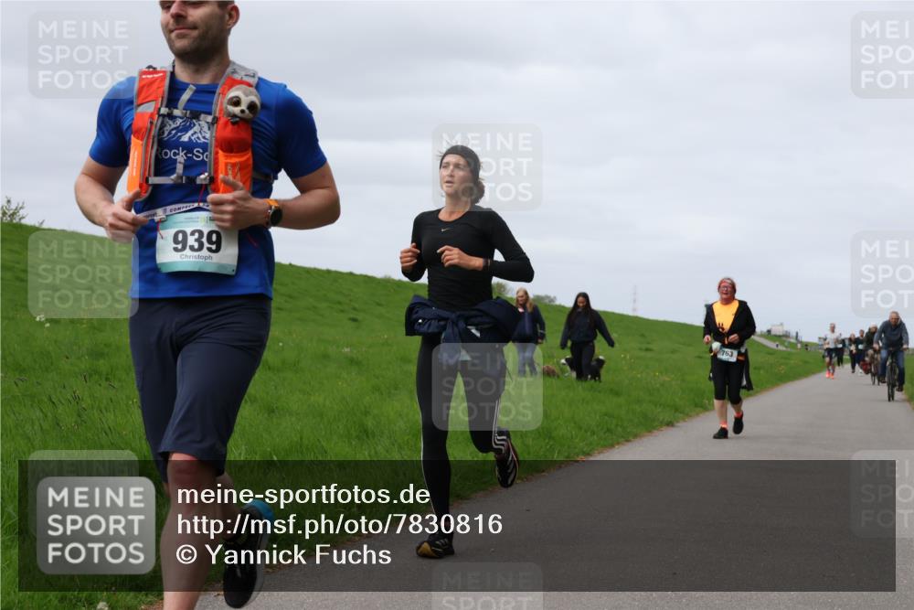 04.05.2025 - 8. Wedeler Halbmarathon Yannick Fuchs http://msf.ph/oto/7830816 04.05.2025 11:39:16 Laufen 939, 763 meine-sportfotos.de