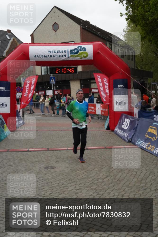 04.05.2025 - 8. Wedeler Halbmarathon Felixshl http://msf.ph/oto/7830832 04.05.2025 12:10:44 Ziel 896 meine-sportfotos.de