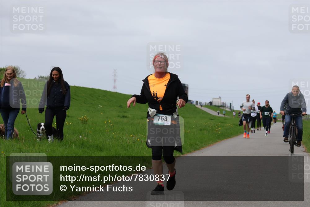 04.05.2025 - 8. Wedeler Halbmarathon Yannick Fuchs http://msf.ph/oto/7830837 04.05.2025 11:39:17 Laufen 763 meine-sportfotos.de