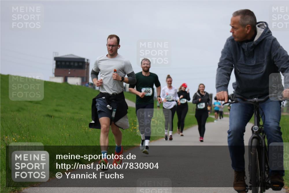 04.05.2025 - 8. Wedeler Halbmarathon Yannick Fuchs http://msf.ph/oto/7830904 04.05.2025 11:39:25 Laufen 400, 230 meine-sportfotos.de