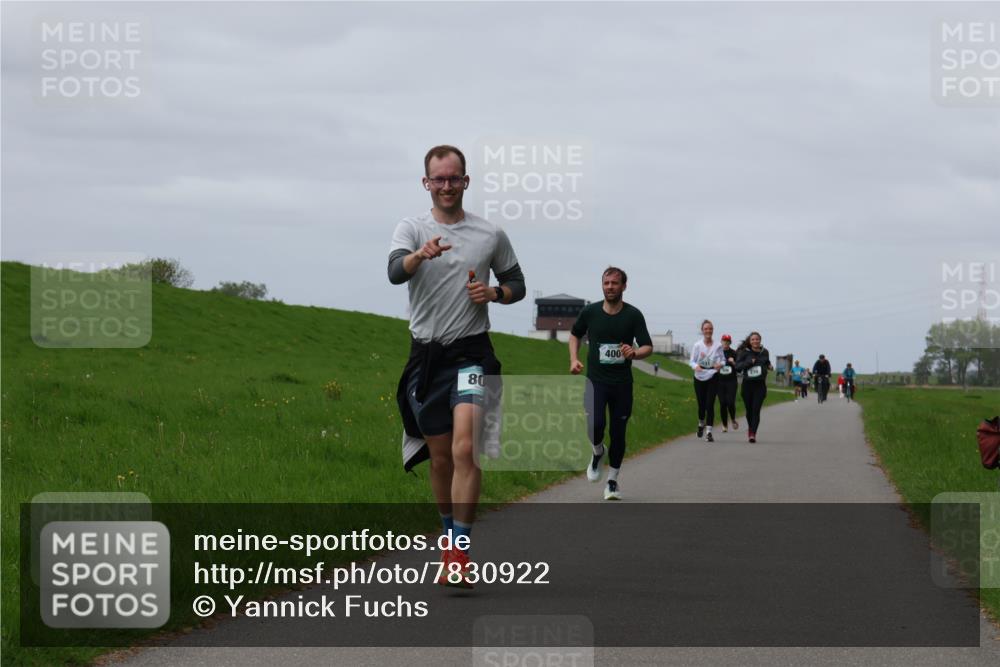 04.05.2025 - 8. Wedeler Halbmarathon Yannick Fuchs http://msf.ph/oto/7830922 04.05.2025 11:39:29 Laufen 80, 400 meine-sportfotos.de