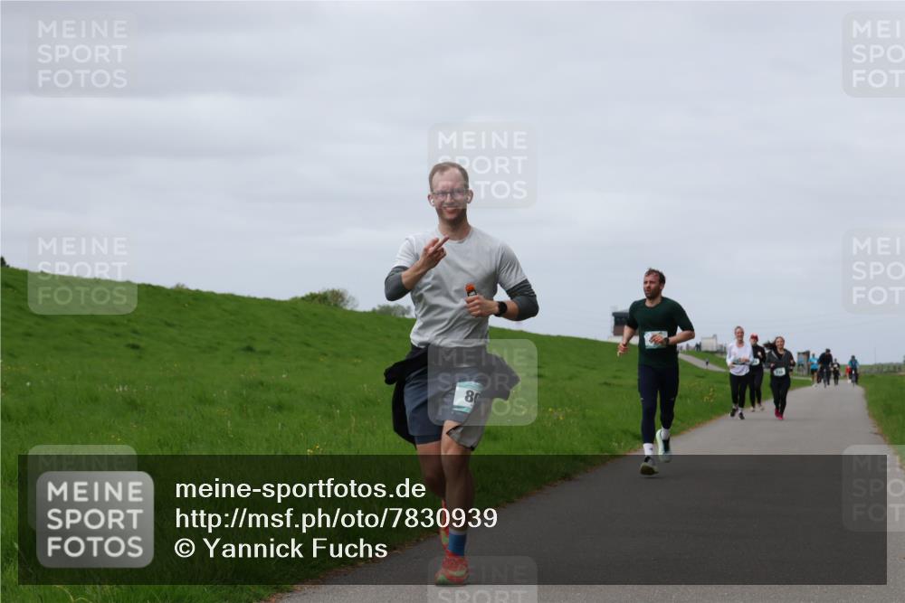 04.05.2025 - 8. Wedeler Halbmarathon Yannick Fuchs http://msf.ph/oto/7830939 04.05.2025 11:39:30 Laufen 80 meine-sportfotos.de