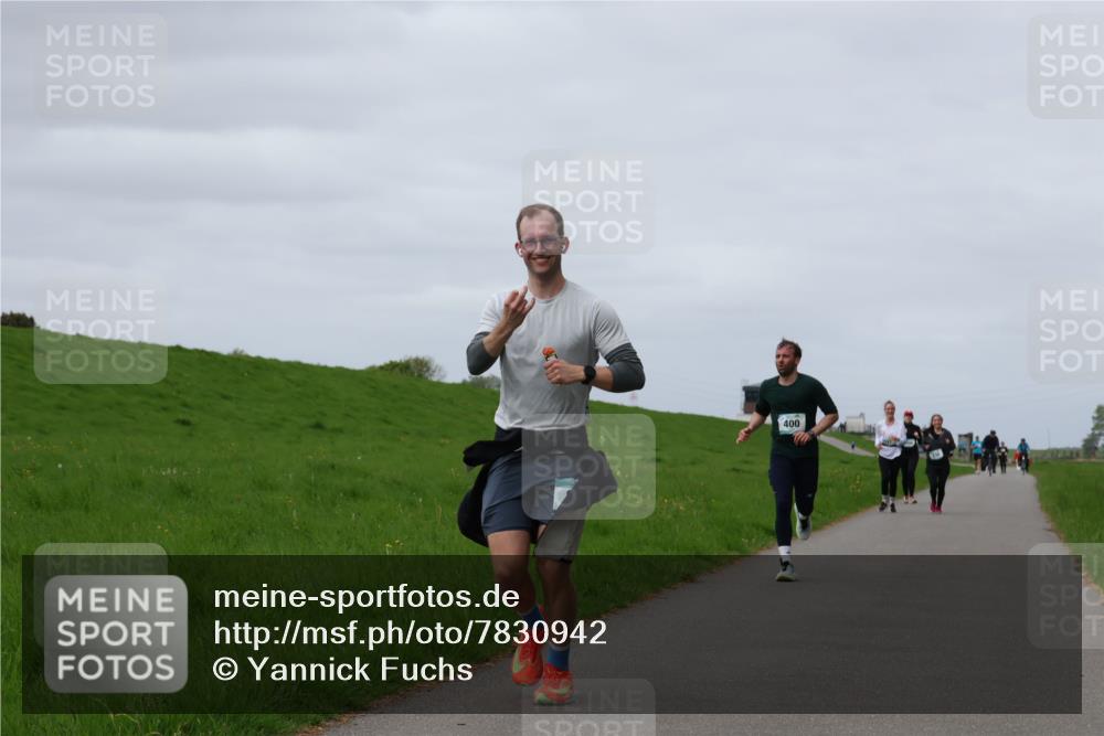 04.05.2025 - 8. Wedeler Halbmarathon Yannick Fuchs http://msf.ph/oto/7830942 04.05.2025 11:39:30 Laufen 400 meine-sportfotos.de