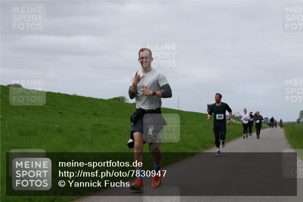 04.05.2025 - 8. Wedeler Halbmarathon Yannick Fuchs http://msf.ph/oto/7830947 04.05.2025 11:39:30 Laufen 400 meine-sportfotos.de