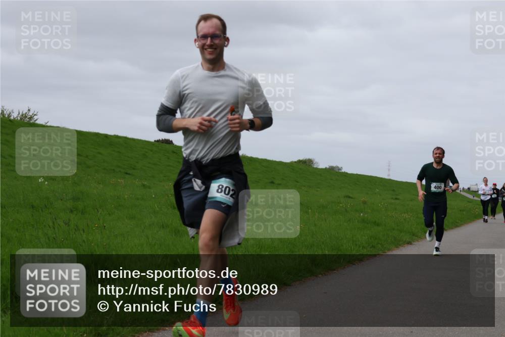 04.05.2025 - 8. Wedeler Halbmarathon Yannick Fuchs http://msf.ph/oto/7830989 04.05.2025 11:39:31 Laufen 802, 400 meine-sportfotos.de