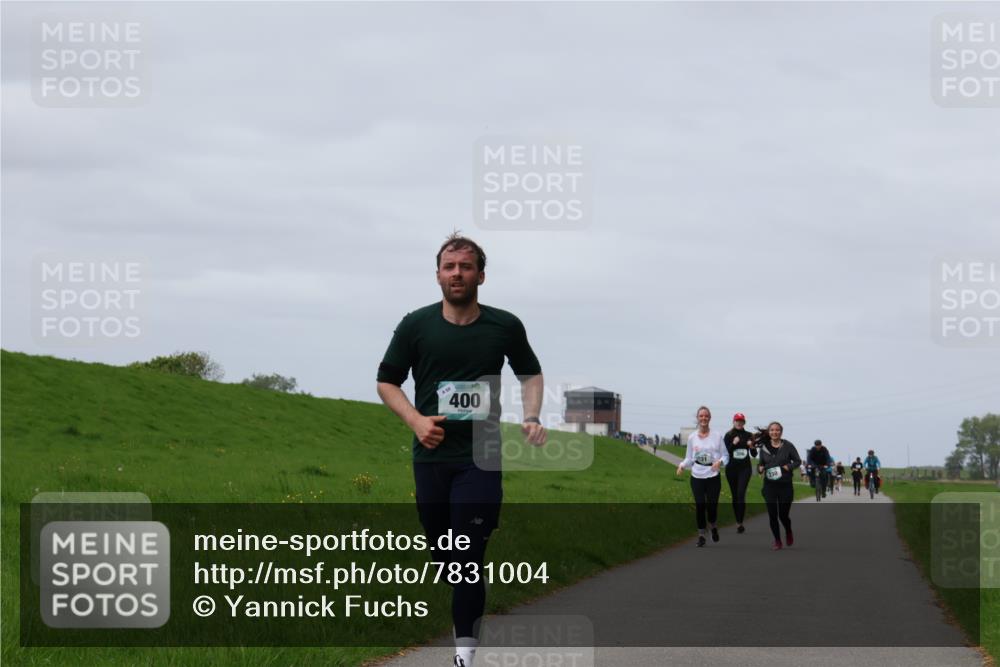 04.05.2025 - 8. Wedeler Halbmarathon Yannick Fuchs http://msf.ph/oto/7831004 04.05.2025 11:39:32 Laufen 400 meine-sportfotos.de