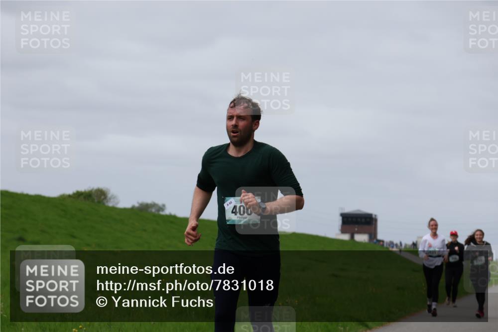 04.05.2025 - 8. Wedeler Halbmarathon Yannick Fuchs http://msf.ph/oto/7831018 04.05.2025 11:39:32 Laufen 68, 400 meine-sportfotos.de