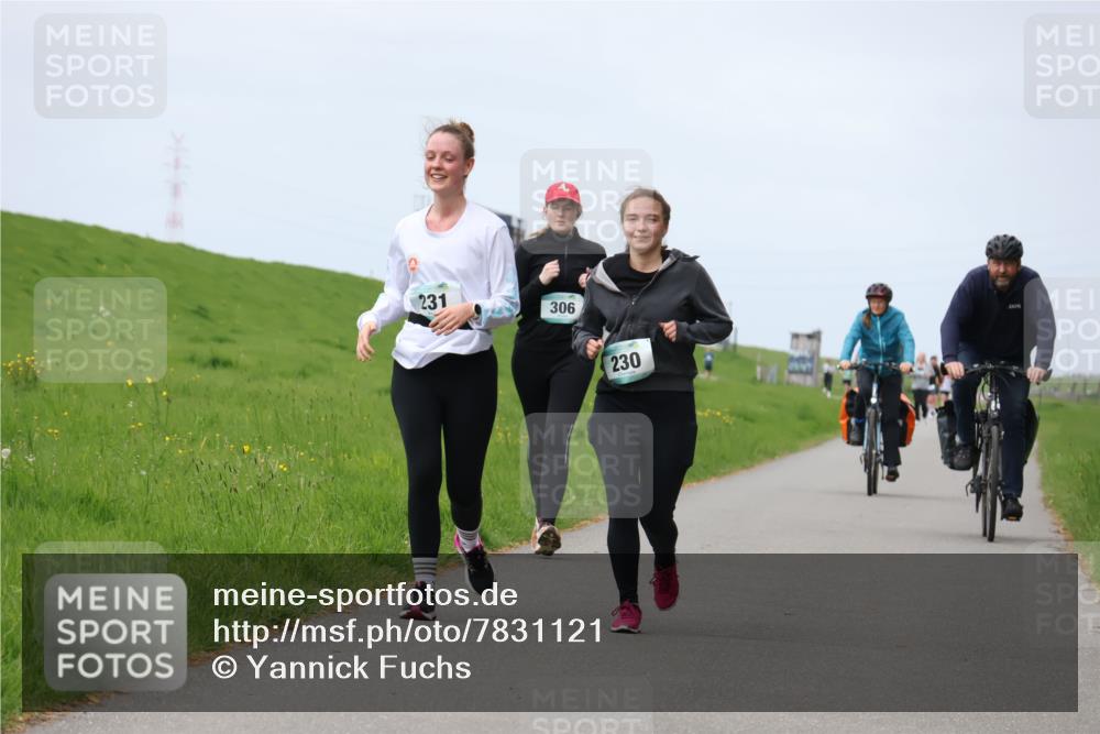 04.05.2025 - 8. Wedeler Halbmarathon Yannick Fuchs http://msf.ph/oto/7831121 04.05.2025 11:39:40 Laufen 231, 306, 230 meine-sportfotos.de