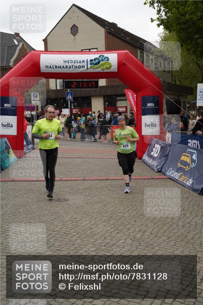 04.05.2025 - 8. Wedeler Halbmarathon Felixshl http://msf.ph/oto/7831128 04.05.2025 12:11:15 Ziel 433, 584, 829 meine-sportfotos.de