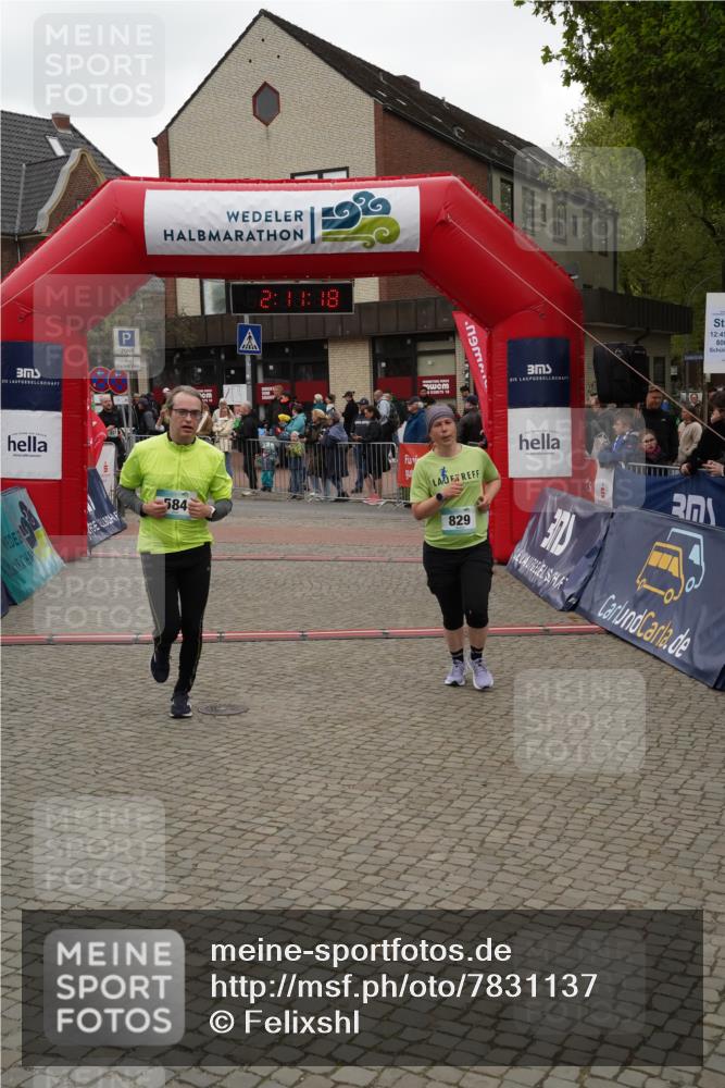 04.05.2025 - 8. Wedeler Halbmarathon Felixshl http://msf.ph/oto/7831137 04.05.2025 12:11:15 Ziel 433, 584, 829 meine-sportfotos.de