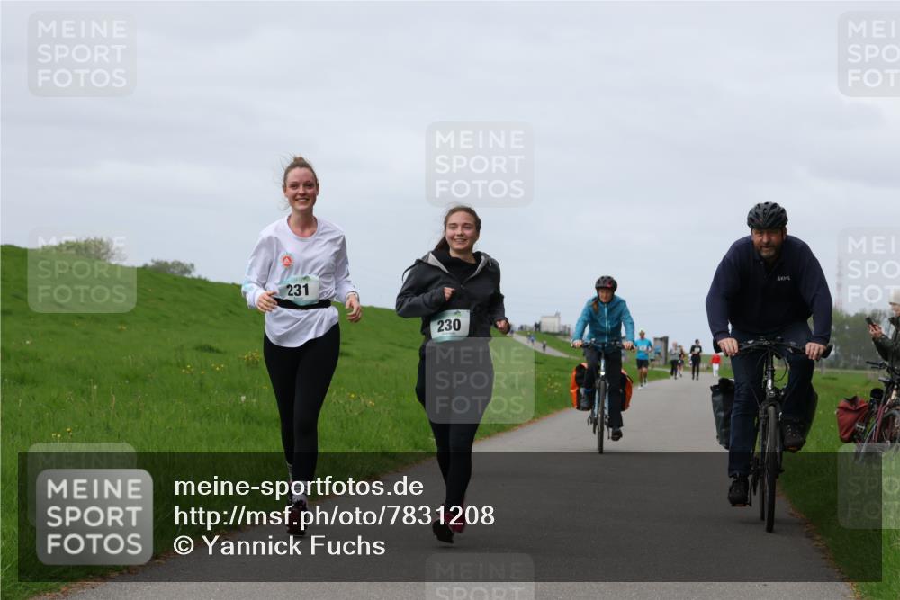 04.05.2025 - 8. Wedeler Halbmarathon Yannick Fuchs http://msf.ph/oto/7831208 04.05.2025 11:39:44 Laufen 231, 230 meine-sportfotos.de