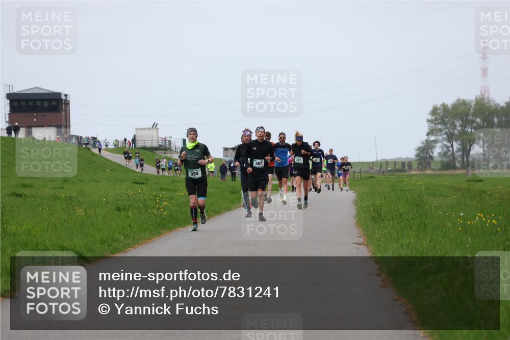 04.05.2025 - 8. Wedeler Halbmarathon Yannick Fuchs http://msf.ph/oto/7831241 04.05.2025 11:20:03 Laufen  meine-sportfotos.de