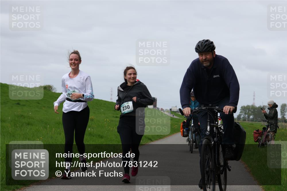 04.05.2025 - 8. Wedeler Halbmarathon Yannick Fuchs http://msf.ph/oto/7831242 04.05.2025 11:39:45 Laufen 230 meine-sportfotos.de