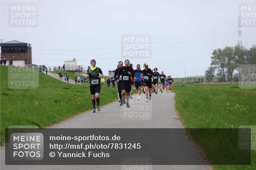 04.05.2025 - 8. Wedeler Halbmarathon Yannick Fuchs http://msf.ph/oto/7831245 04.05.2025 11:20:03 Laufen  meine-sportfotos.de