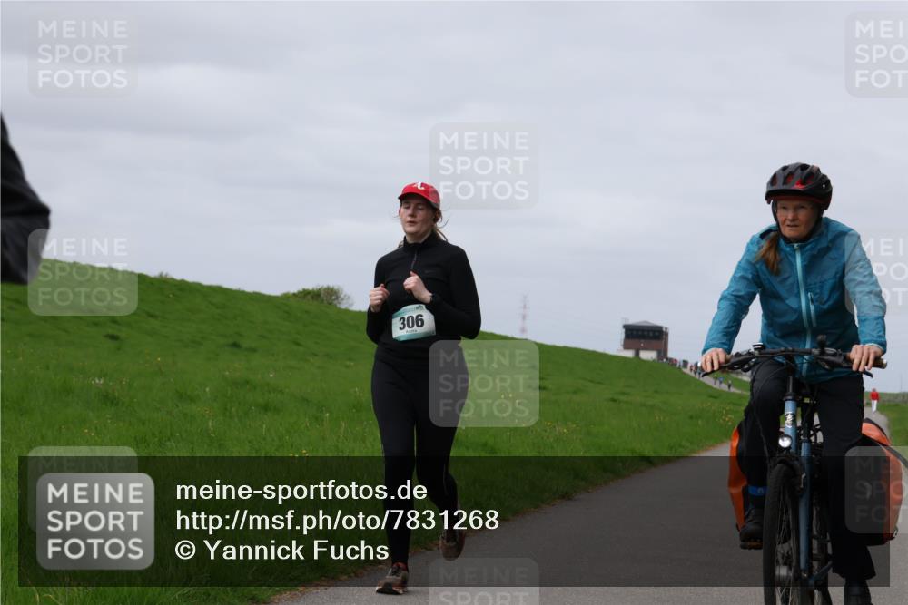 04.05.2025 - 8. Wedeler Halbmarathon Yannick Fuchs http://msf.ph/oto/7831268 04.05.2025 11:39:48 Laufen 306 meine-sportfotos.de