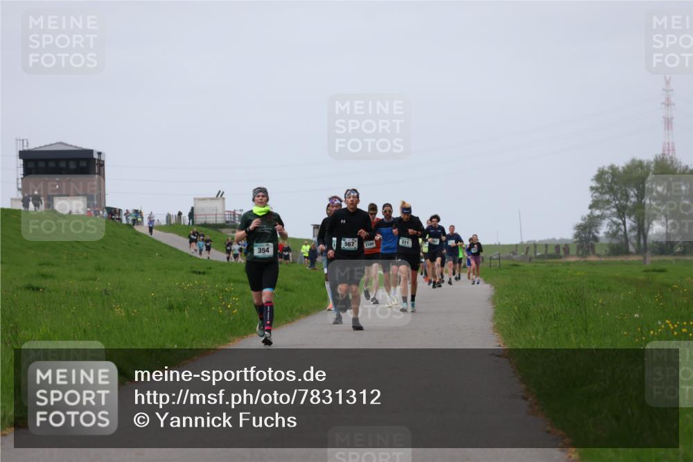 04.05.2025 - 8. Wedeler Halbmarathon Yannick Fuchs http://msf.ph/oto/7831312 04.05.2025 11:20:04 Laufen  meine-sportfotos.de