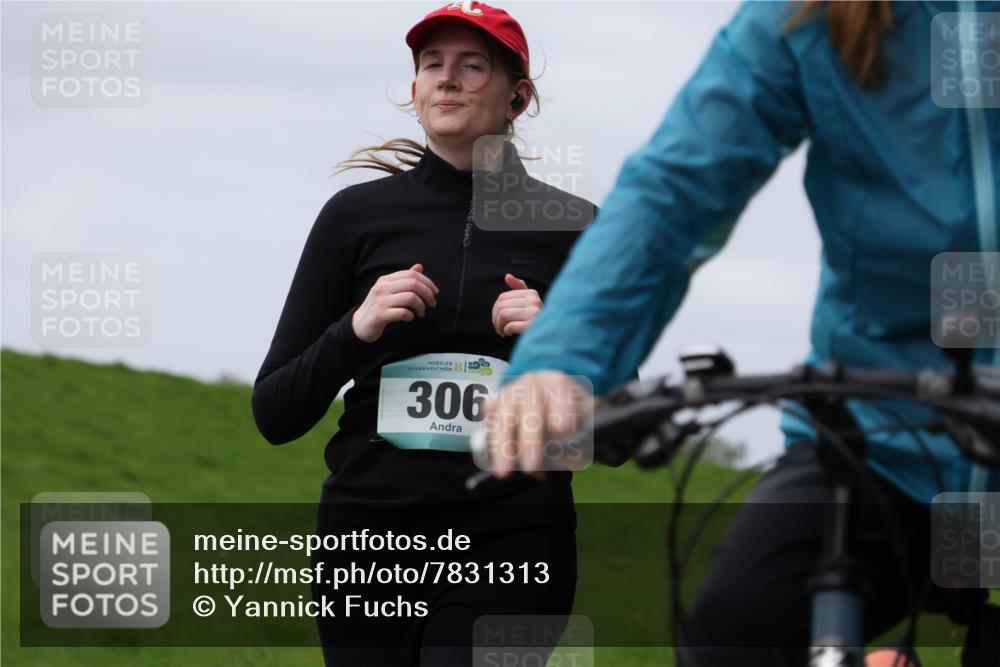 04.05.2025 - 8. Wedeler Halbmarathon Yannick Fuchs http://msf.ph/oto/7831313 04.05.2025 11:39:50 Laufen 306 meine-sportfotos.de