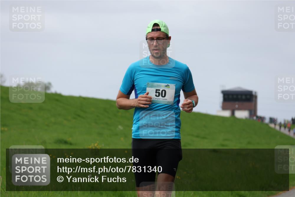 04.05.2025 - 8. Wedeler Halbmarathon Yannick Fuchs http://msf.ph/oto/7831340 04.05.2025 11:40:05 Laufen 50 meine-sportfotos.de
