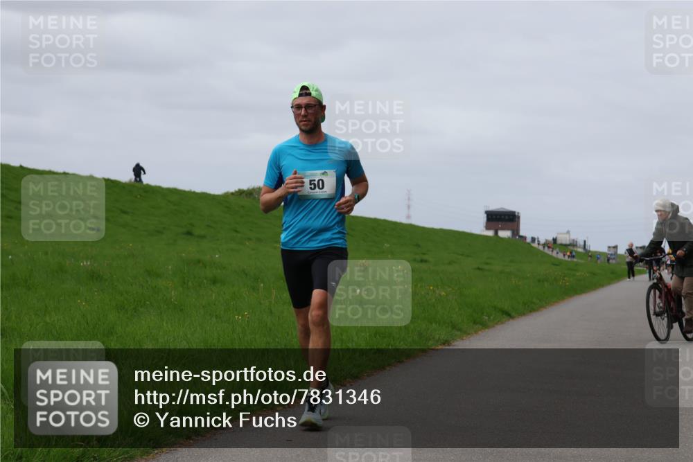04.05.2025 - 8. Wedeler Halbmarathon Yannick Fuchs http://msf.ph/oto/7831346 04.05.2025 11:40:07 Laufen 50, 50 meine-sportfotos.de