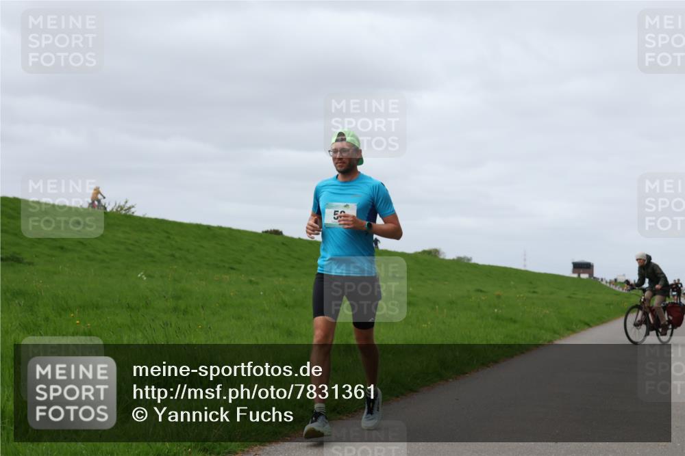 04.05.2025 - 8. Wedeler Halbmarathon Yannick Fuchs http://msf.ph/oto/7831361 04.05.2025 11:40:08 Laufen  meine-sportfotos.de