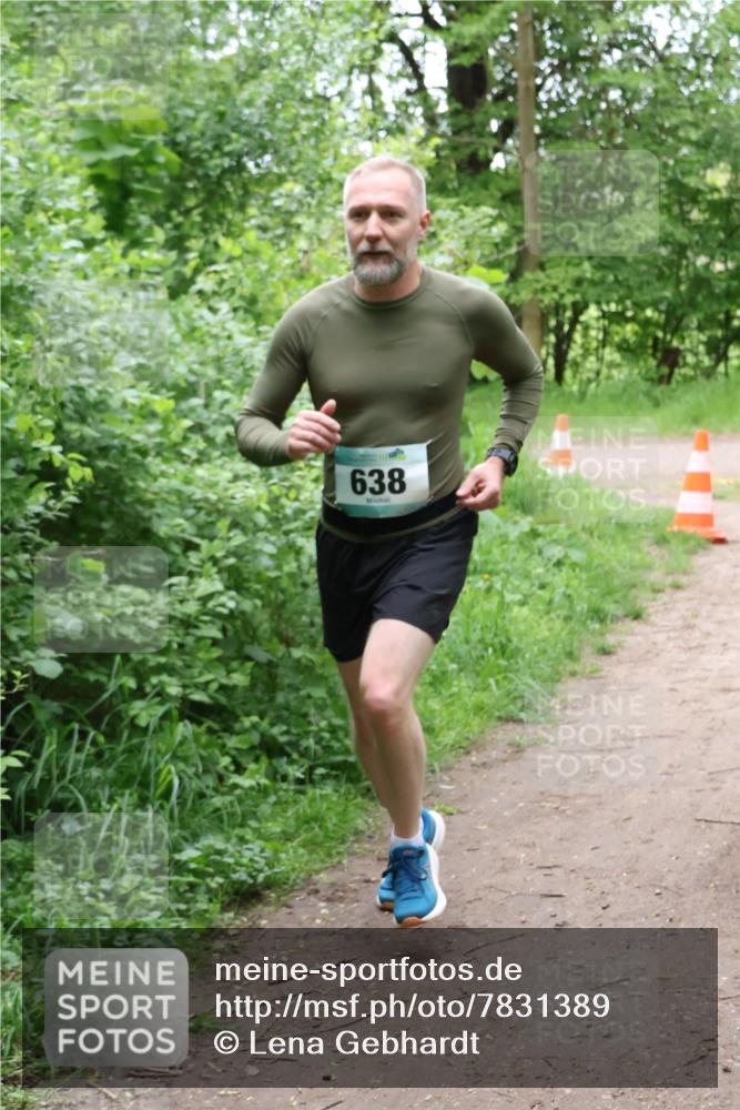 04.05.2025 - 8. Wedeler Halbmarathon Lena Gebhardt http://msf.ph/oto/7831389 04.05.2025 11:17:52 Laufen 638 meine-sportfotos.de