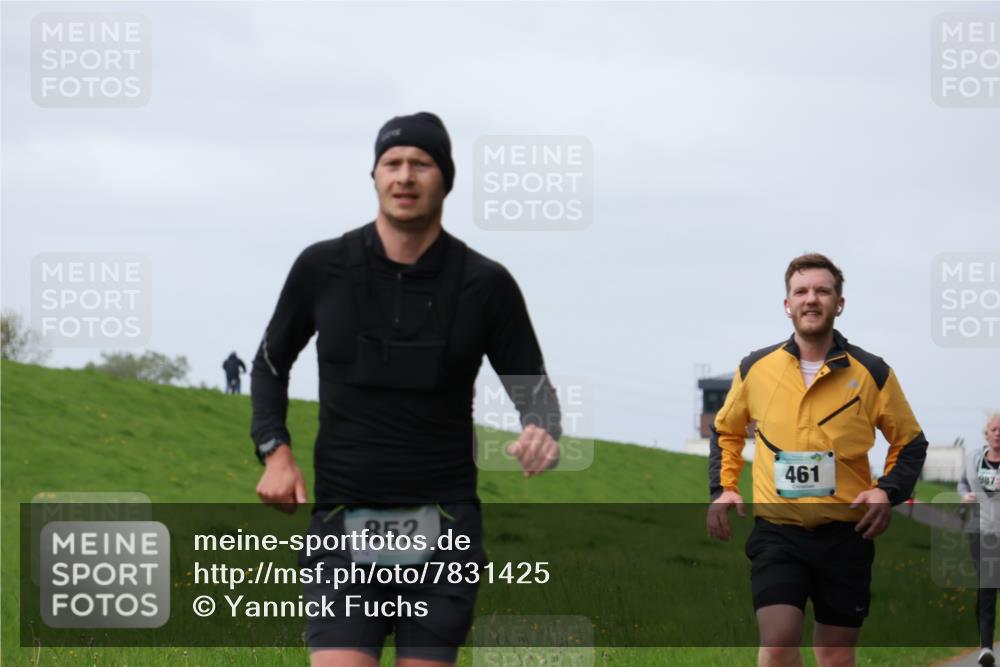 04.05.2025 - 8. Wedeler Halbmarathon Yannick Fuchs http://msf.ph/oto/7831425 04.05.2025 11:40:28 Laufen 852, 461, 987 meine-sportfotos.de