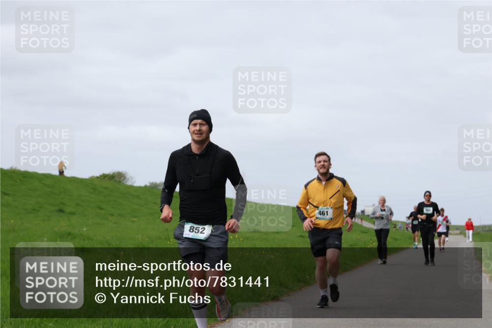 04.05.2025 - 8. Wedeler Halbmarathon Yannick Fuchs http://msf.ph/oto/7831441 04.05.2025 11:40:28 Laufen 852, 461 meine-sportfotos.de