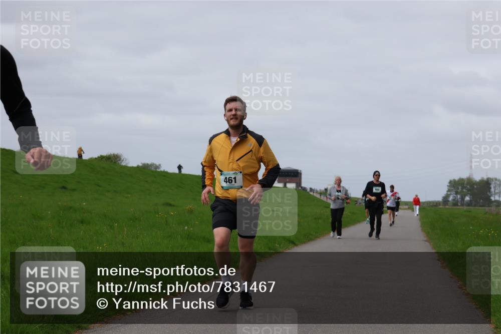 04.05.2025 - 8. Wedeler Halbmarathon Yannick Fuchs http://msf.ph/oto/7831467 04.05.2025 11:40:30 Laufen 461 meine-sportfotos.de