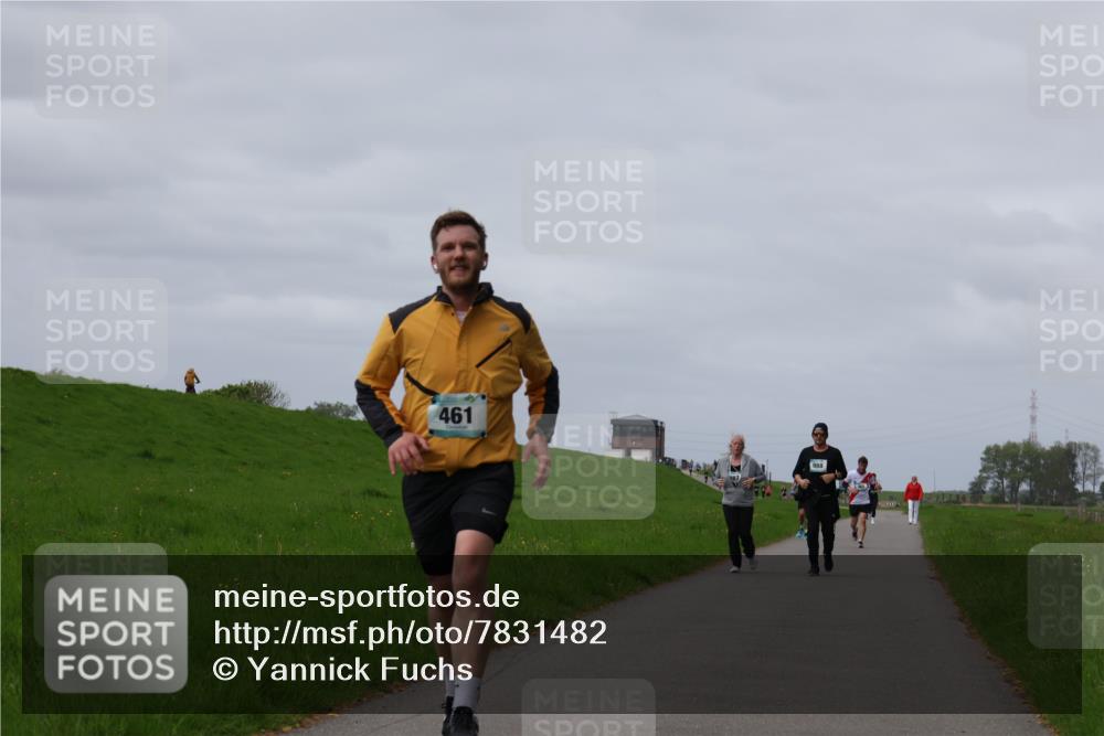 04.05.2025 - 8. Wedeler Halbmarathon Yannick Fuchs http://msf.ph/oto/7831482 04.05.2025 11:40:30 Laufen 461, 988 meine-sportfotos.de
