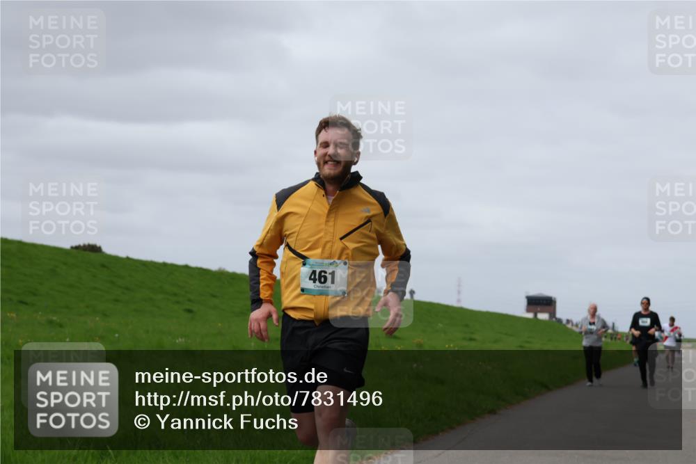 04.05.2025 - 8. Wedeler Halbmarathon Yannick Fuchs http://msf.ph/oto/7831496 04.05.2025 11:40:31 Laufen 461 meine-sportfotos.de